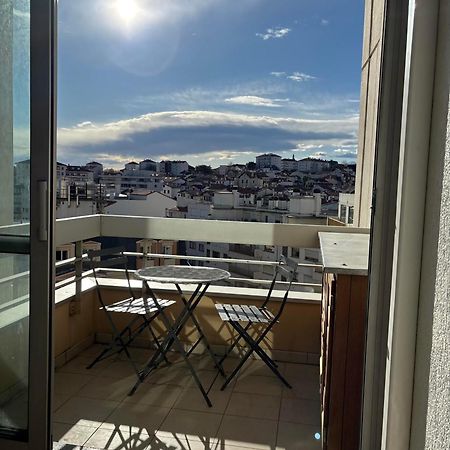 Studio Et Piscine Sur La Grande Plage Биариц Екстериор снимка